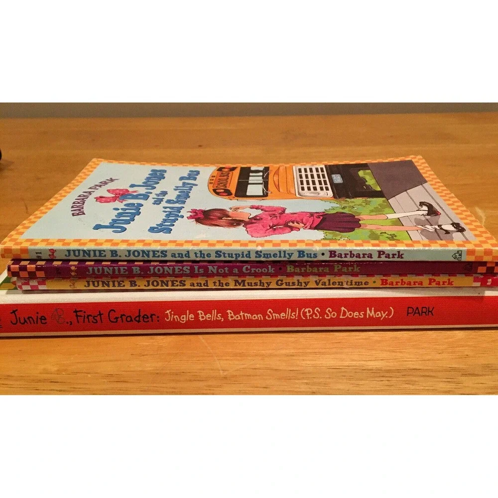 Four PACK BUNDLE / LOT OF JUNIE B JONES - Paperbacks - Barbara Park B6‎